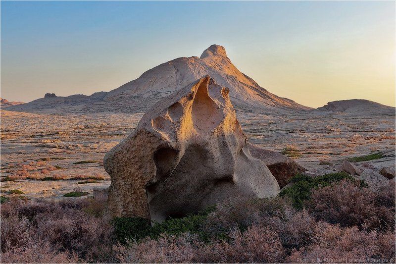 бектау-ата, казахстан Утро на Бектау-Ата, сентябрь 2011 г. два фото превью