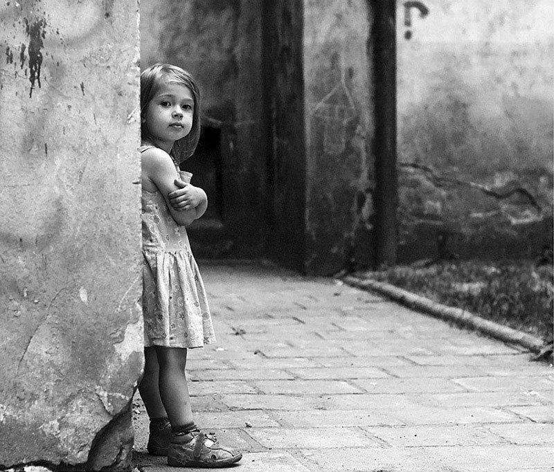children, bw L. фото превью