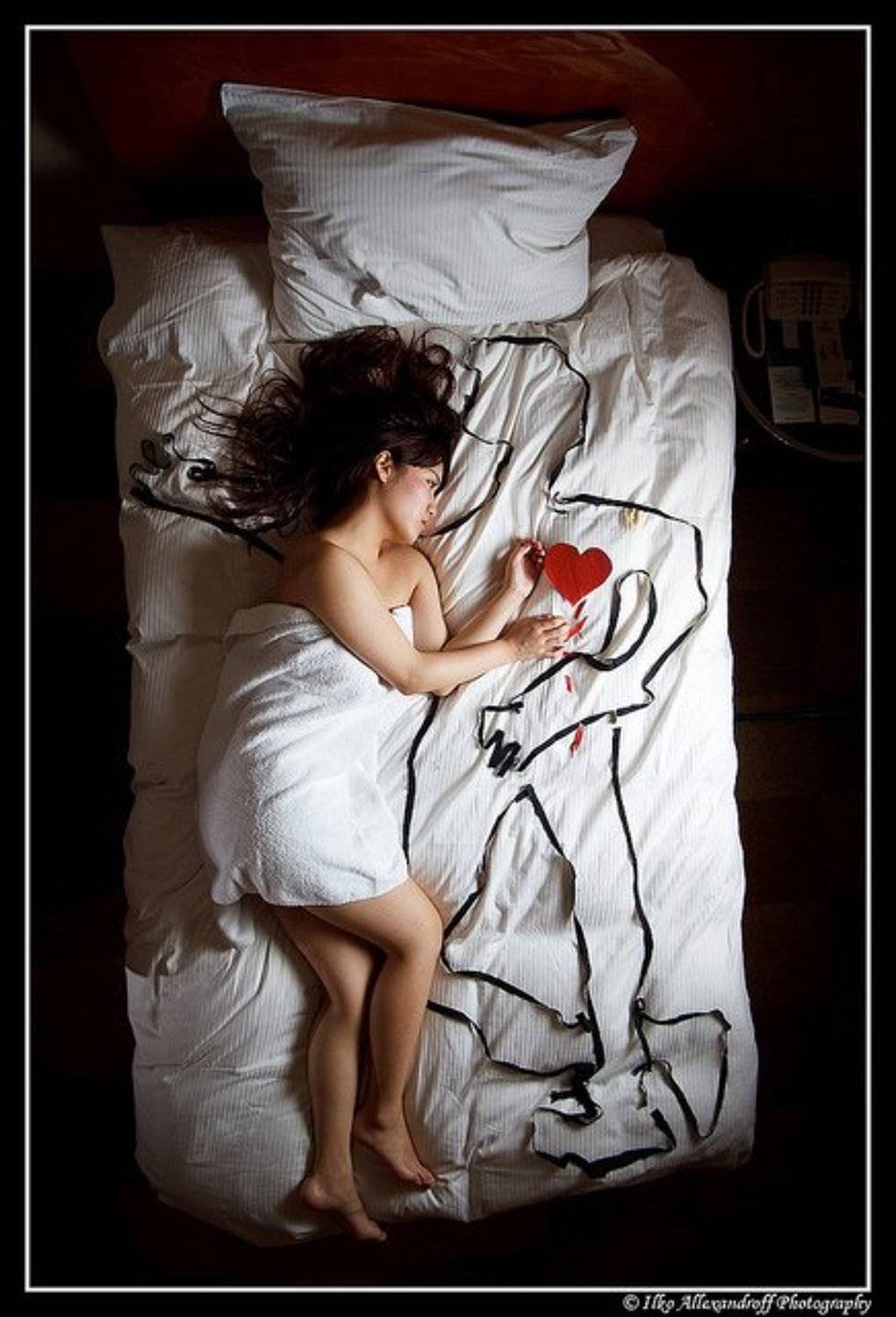 japan, bed, strobist, softbox, canon, Ilko Allexandroff