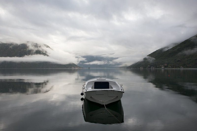 Лодка фото превью