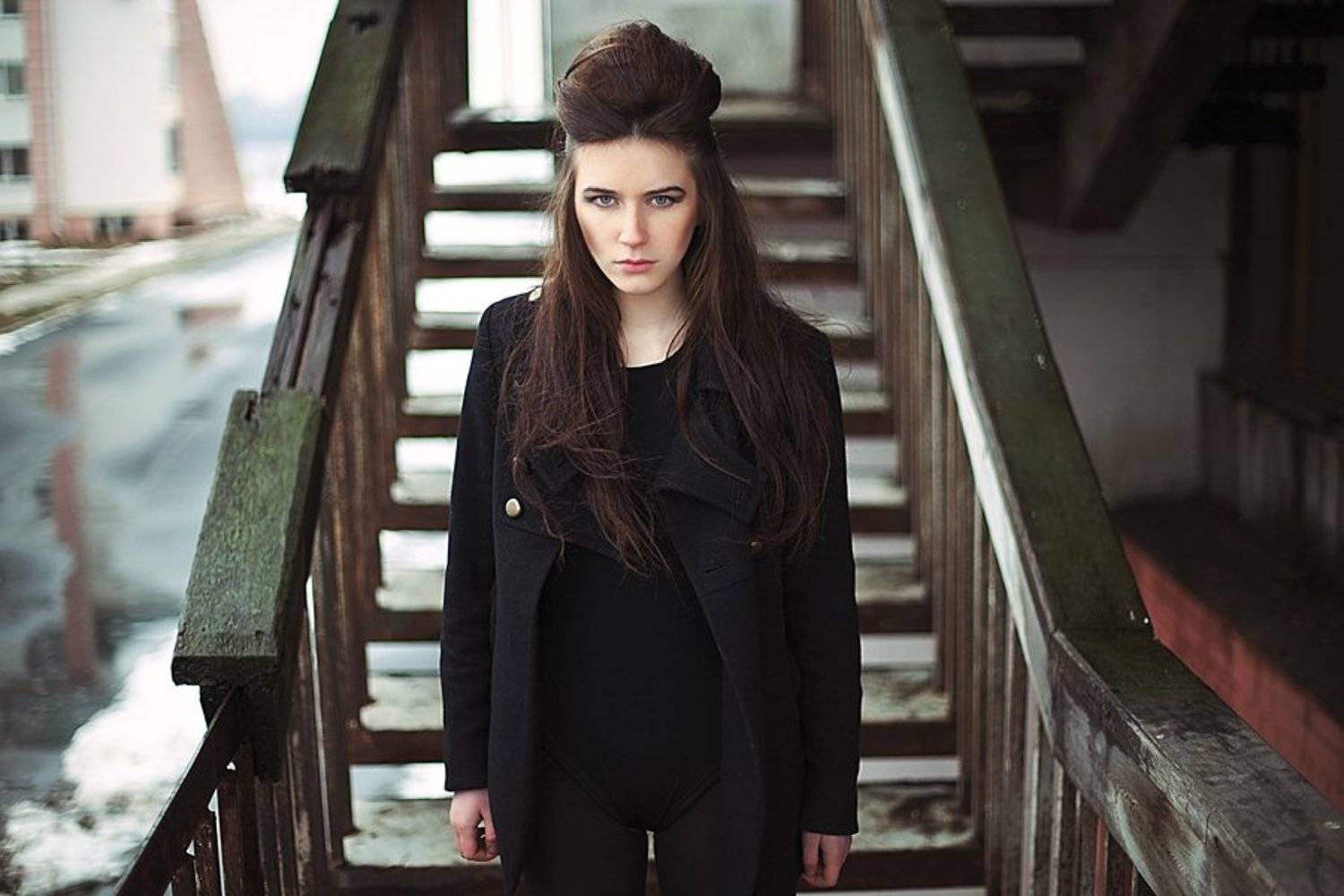 девушка, рита, фото, портрет, лестница, дворец детей и юношества, парожки, холод, взгляд, ветер, Никита