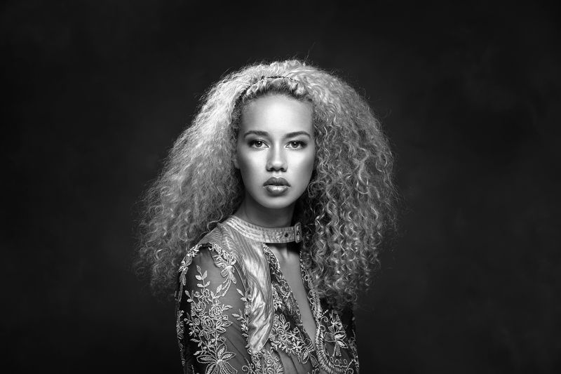 #portrait #mono Martika фото превью