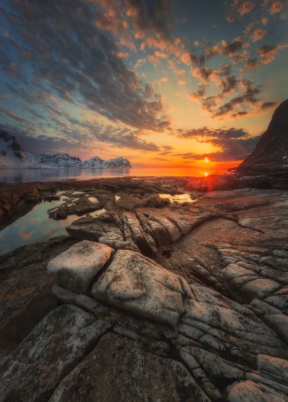 sunset, norway, north, sunrise, clouds, sky, stones, mountains, Lofoten, islands, sea, snow, sun, Lofoten sunset фото превью