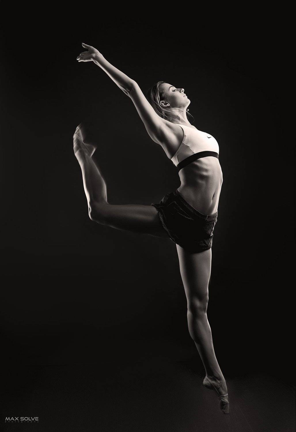 fashion, beauty, studio, portrait, people, female, model, girl, girls, sexy, sensual, sensuality, , Max Solve