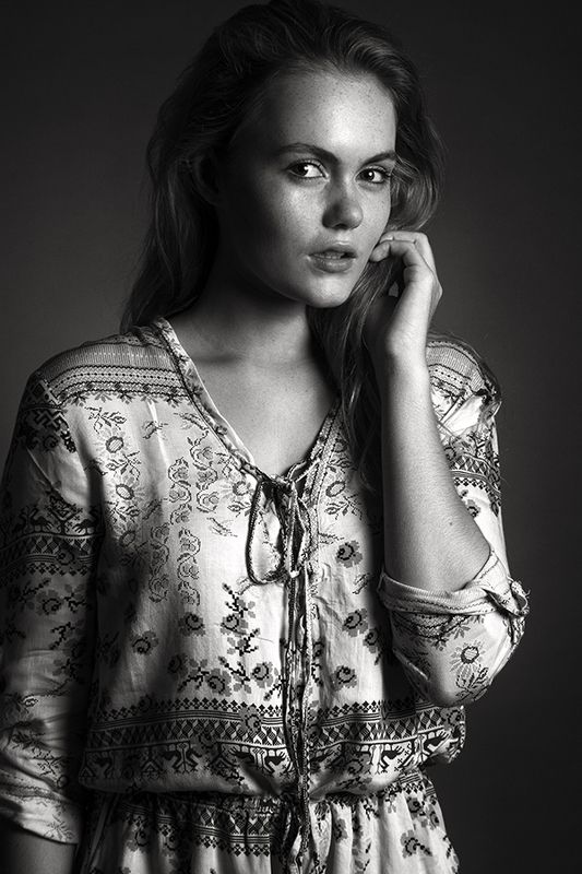 simone zeffiro fineart portrait black and white model girl shannon fashion Shannon фото превью