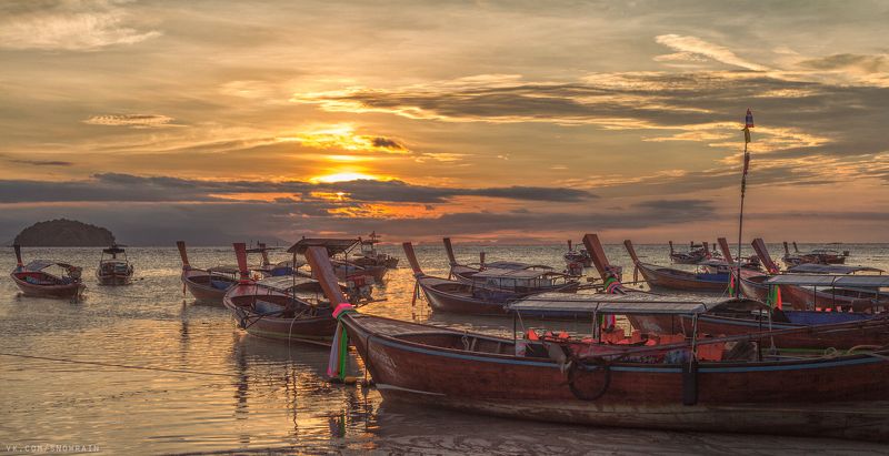пейзаж, природа, облака, путешествия, travel, wildlife, nature, sky, clouds, landscape, море, океан, sea, ocean, thai, таиланд Рассветы на острове фото превью