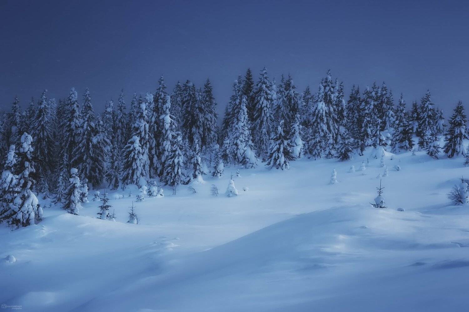 пермский край, урал, скала, снег, зима, горы, путешествия, снежное царство, небо, мороз, Антон Кошетаров