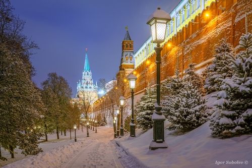 У Кремлевской стены