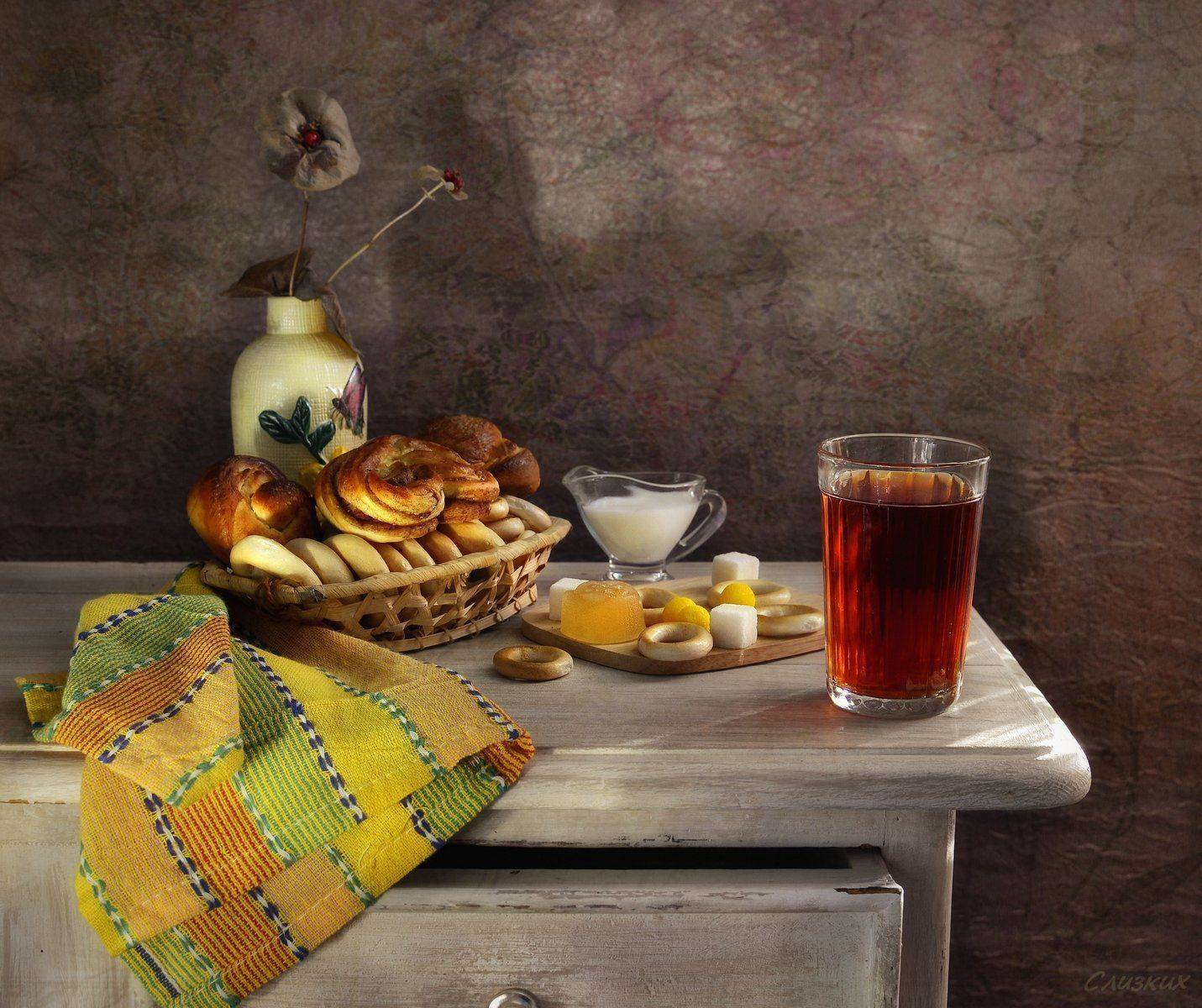 натюрморт,тумба,чай,стакан,сушки, Инаида