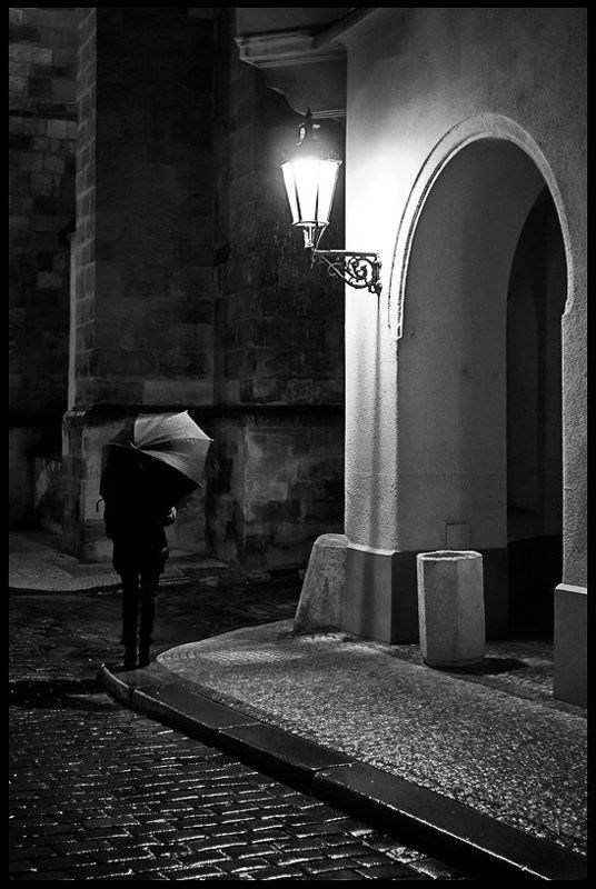 Ночь, улица, фонарь. фото превью