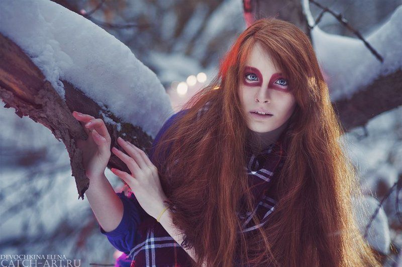 red, girl, winter, cold, wood, red-haired, stressed Sick Cycle Carousel фото превью