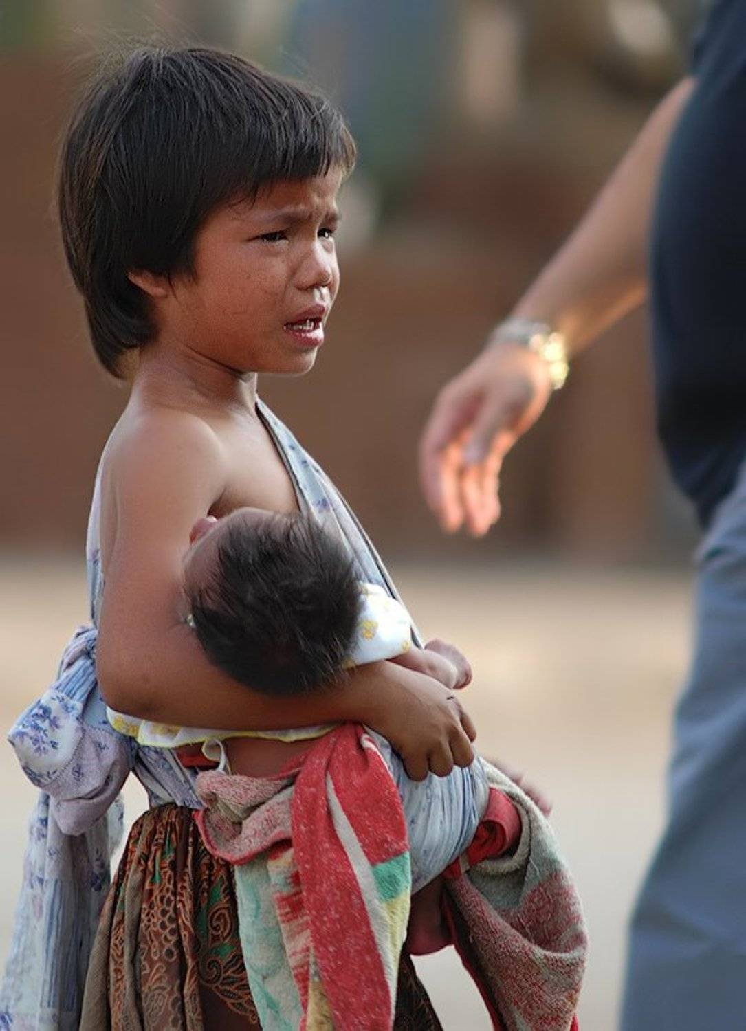 беременные мужчины, золотые браслеты, Ne Horoshiy