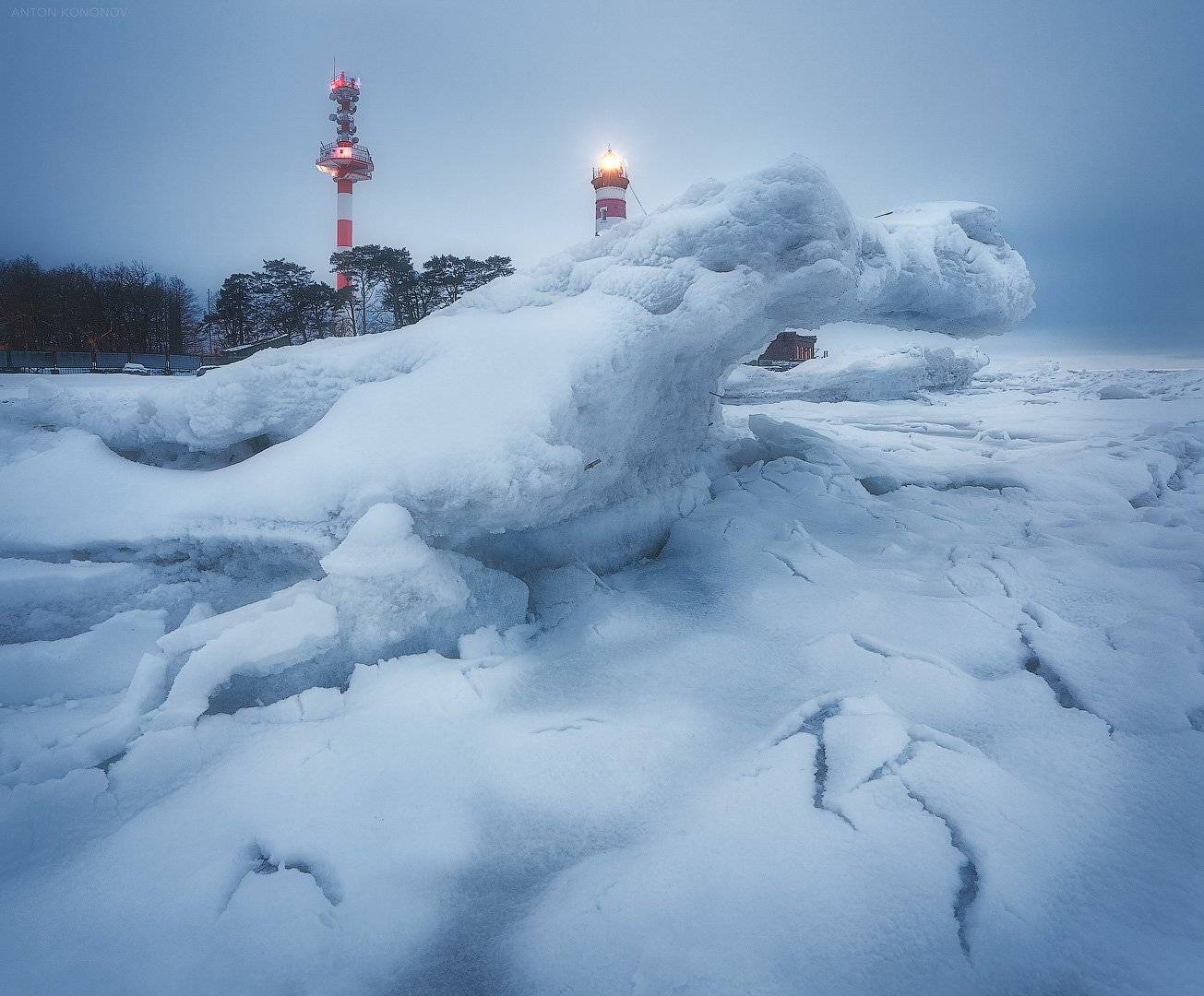 маяк, лёд, сумерки, Антон Кононов