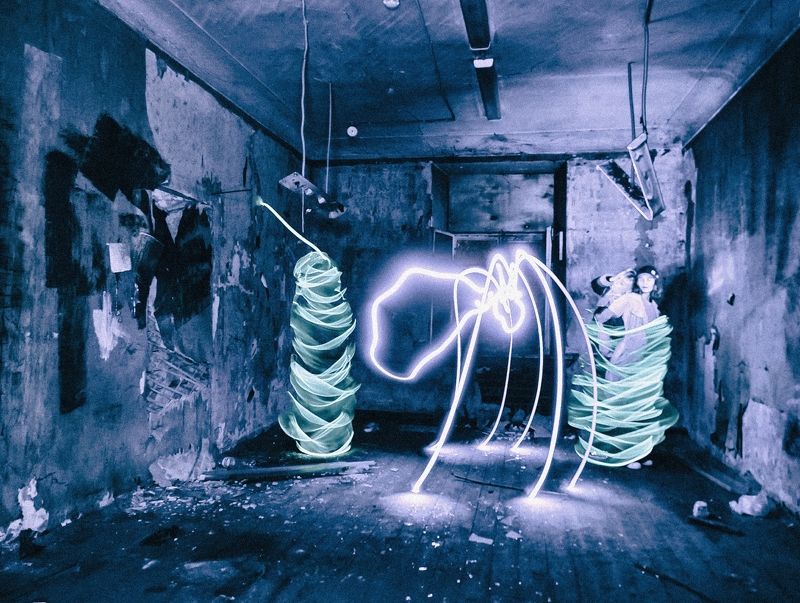 lightpainting, lightart, longexposure, nightphotography, light, night, portrait Girlfriends. Together to the end. фото превью