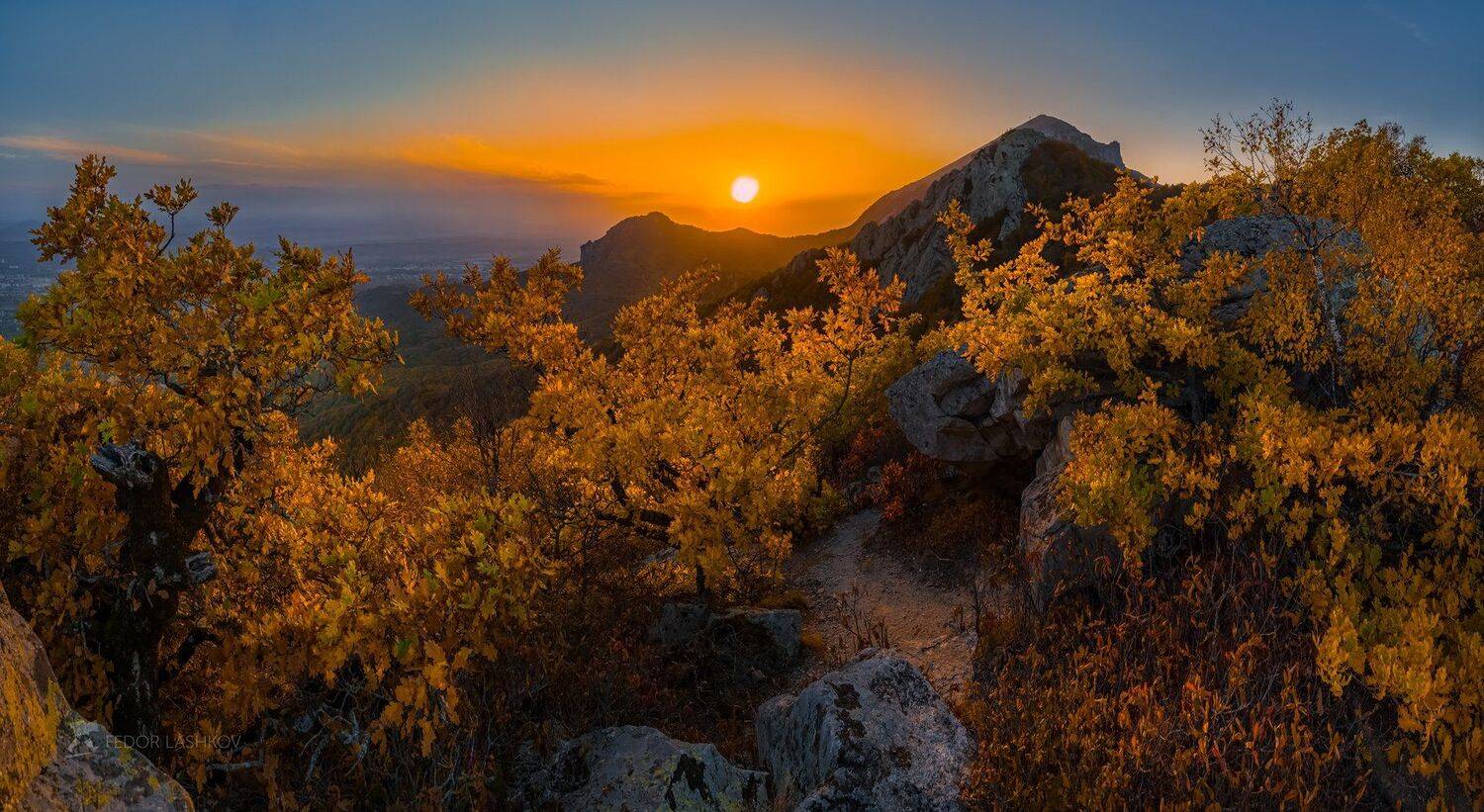 ставропольский край, фотоальбом, ставрополье, осень, дуб, бештау, бештаугорский, природный заказник, закат, солнце, дерево, лес, юг, скала, камень, гора,, Лашков Фёдор