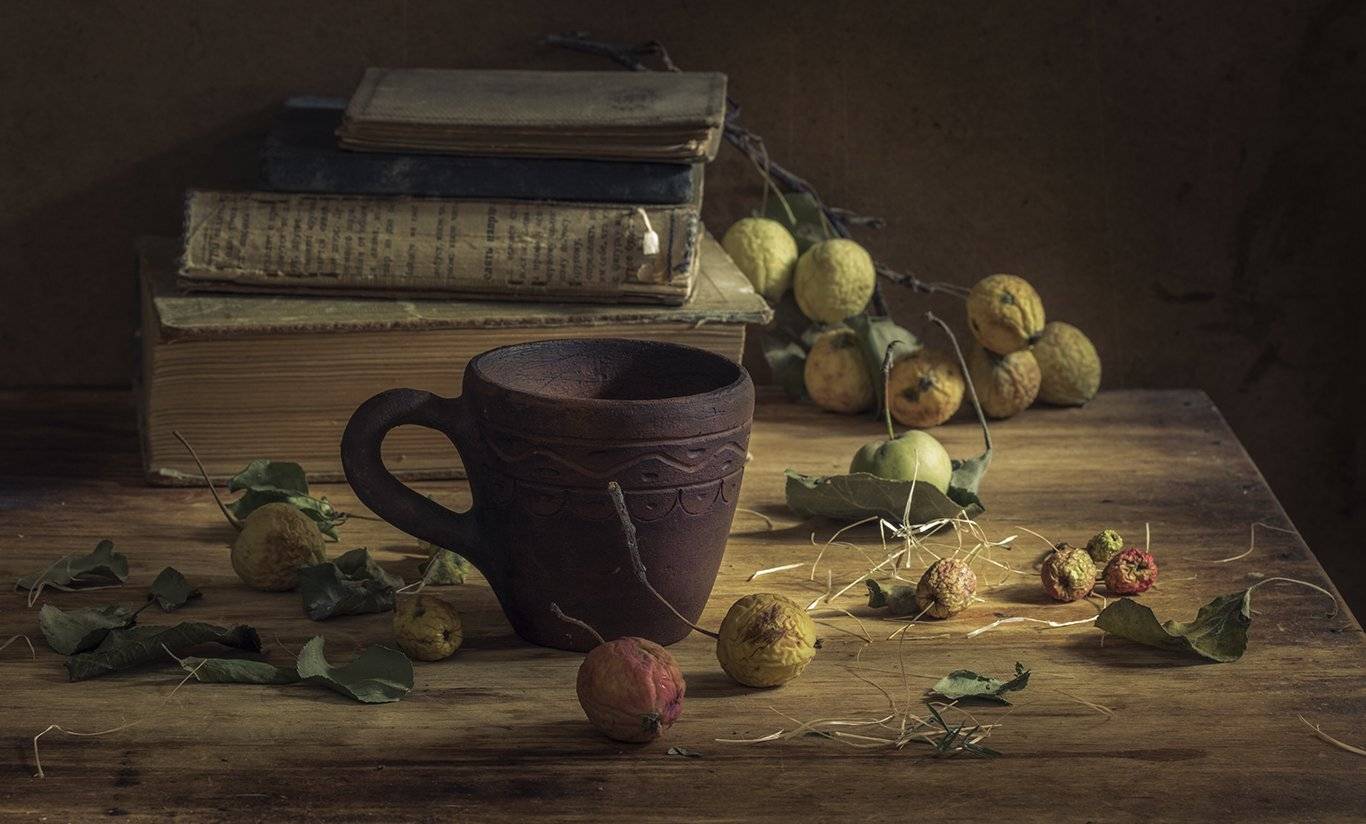 натюрморт,осень,яблоки,книги, Елена Рубинская