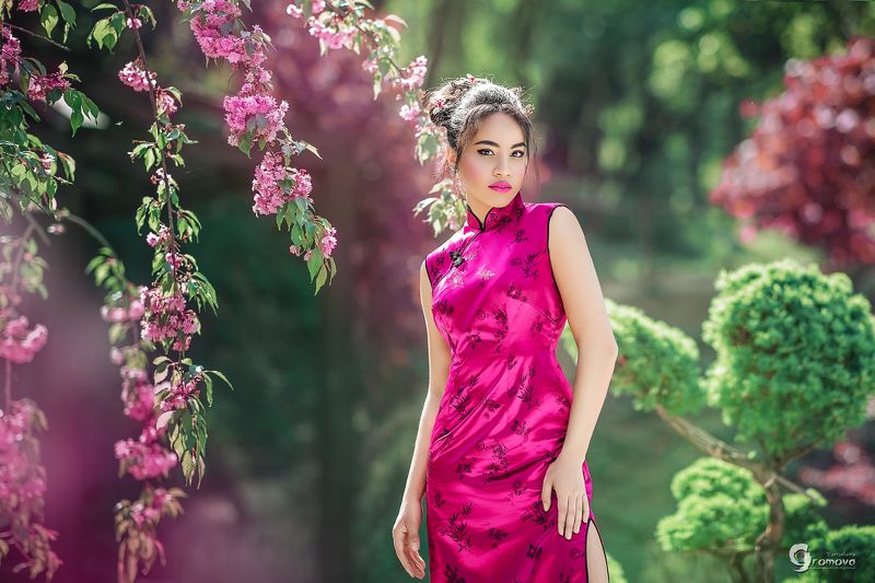 девушка, метис, Китай, Япония, сакура, традиции, смешение, глобализация, весна, цветение, розовый Tina фото превью