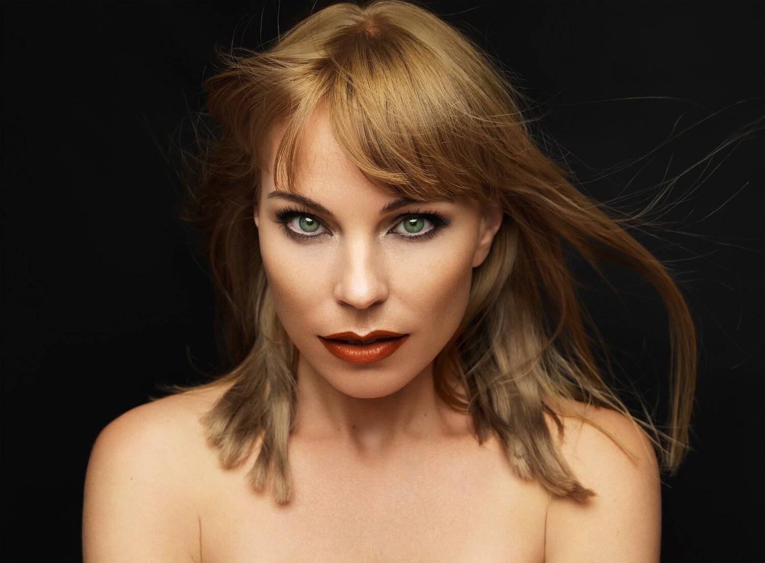 Beauty, Beauty Photographer, model, portrait, studio, lighting, makeup, hair, photography, photographer, Gary McGillivray-Birnie