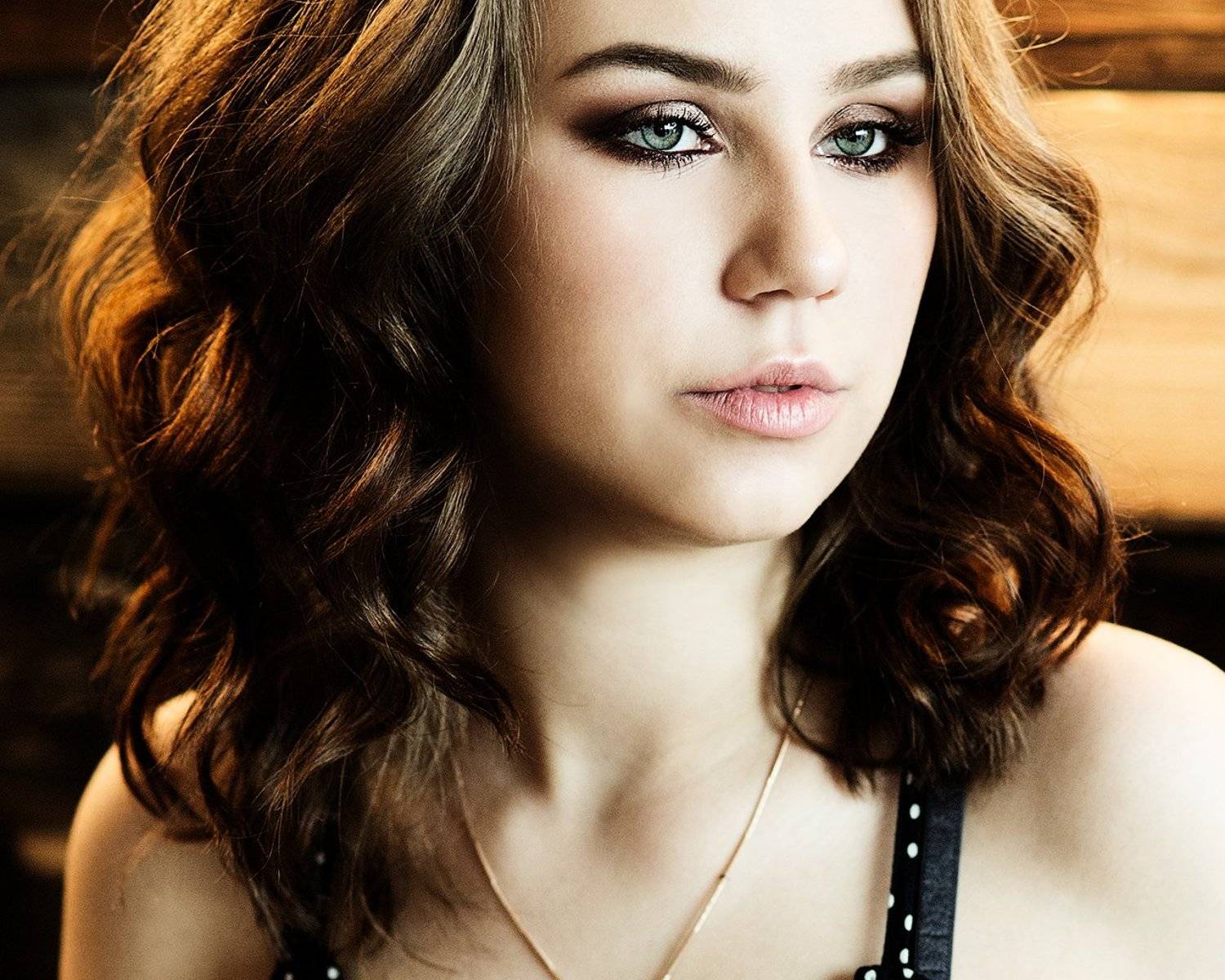 девушка, портрет, крупный план, глаза, губы, красота, спокойствие, Дарья Комарова