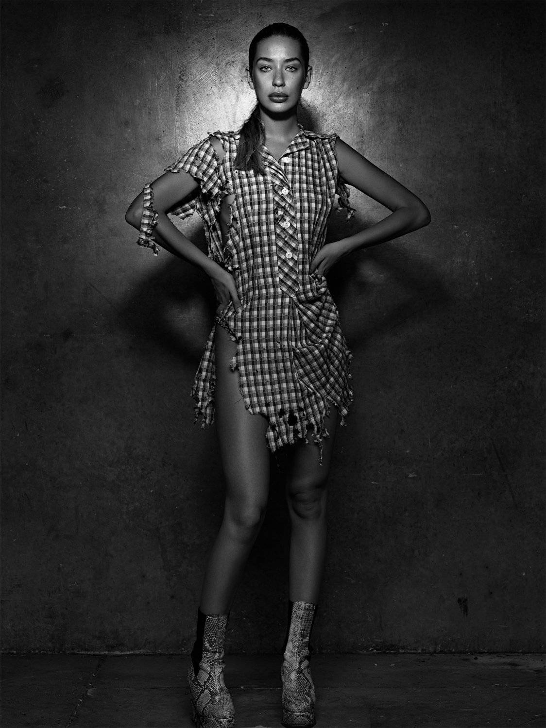 beauty, photographer, beauty photographer, inspire, creative, portrait, black and white, Gary McGillivray-Birnie