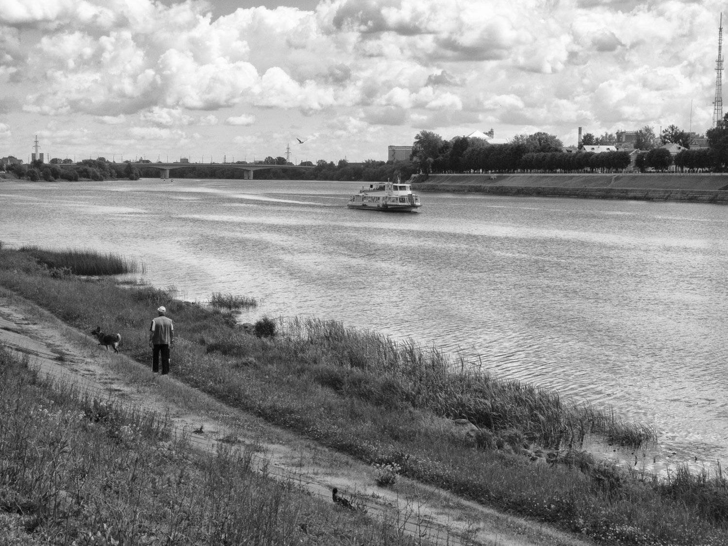 tver, black and white, monochrome, russia, midday, calmness, Elena Beregatnova