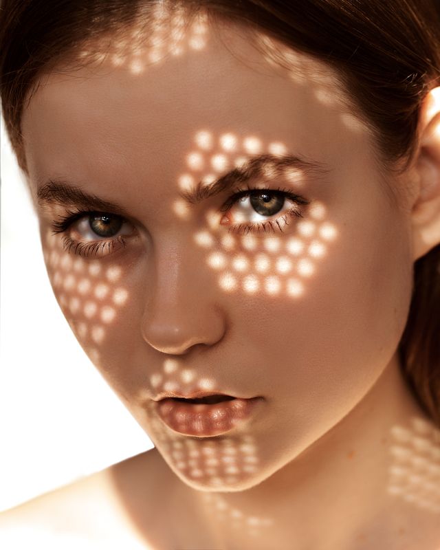 свет, портрет, тень, взгляд, глаза, жесткий свет, модель Nadia фото превью