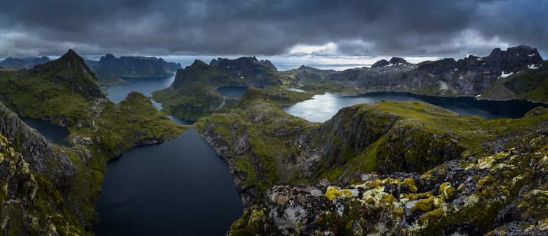 lofoten, summer, norway, cold, fjord, dark, rocks, mountains, lake, green, норвегия, север, фьорды, горы, north, лофотены, monkebu, moskenes, moskenesøya Вода и камень фото превью