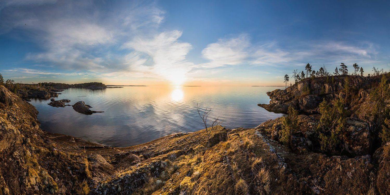 ладога, ладожское озеро, карелия, скалы, шхеры, вода, горизонт, сосны, весна, панорама, Victor Dubinkin