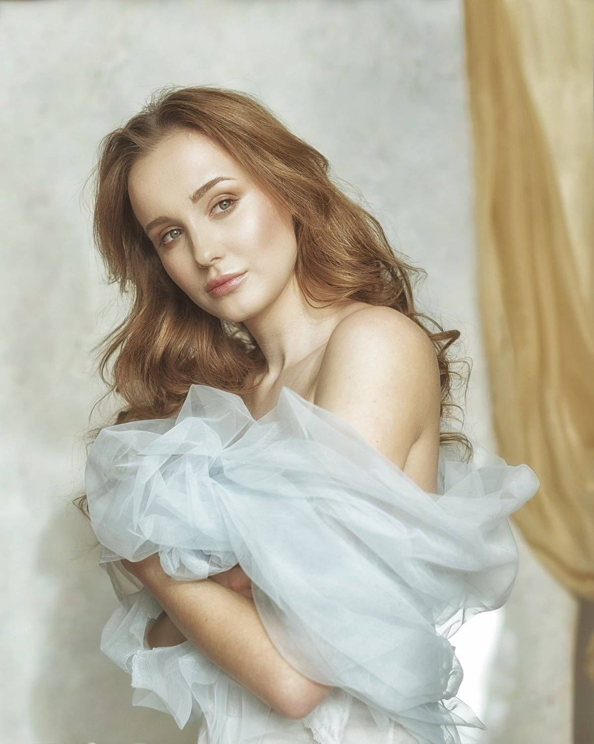 портрет , взгляд ,красивая девушка , цвет ,волосы , красивые губы ,нежность , таинственность, Natalia Kholodova