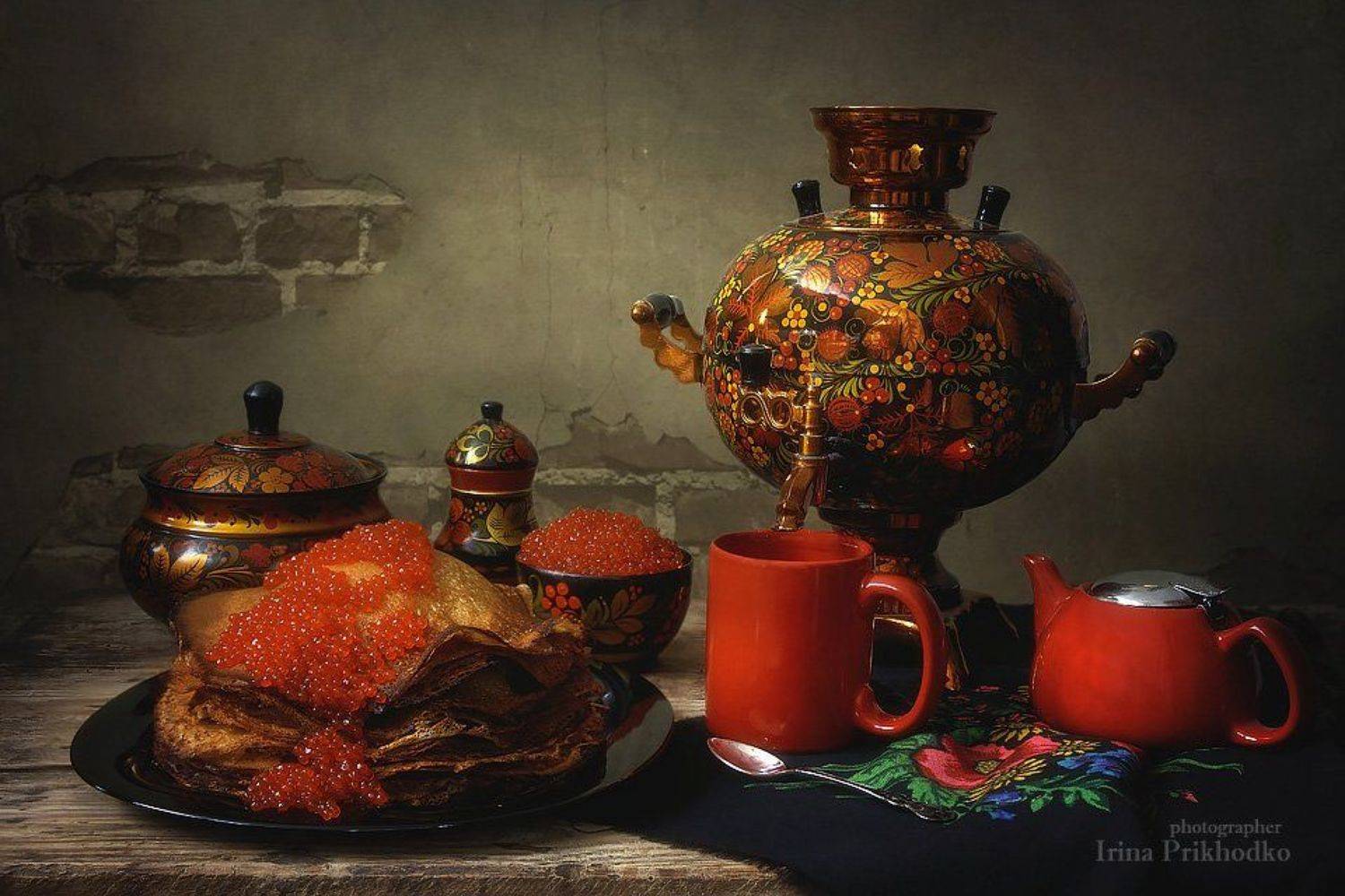 натюрморт, блины, красная икра, традиционный стол, Масленица, чай, выпечка, фуд фото, Ирина Приходько