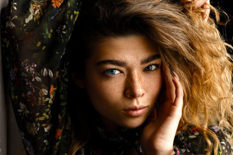 portrait sonya manualfocus sigma 85mm windows Niceblueyes фото превью