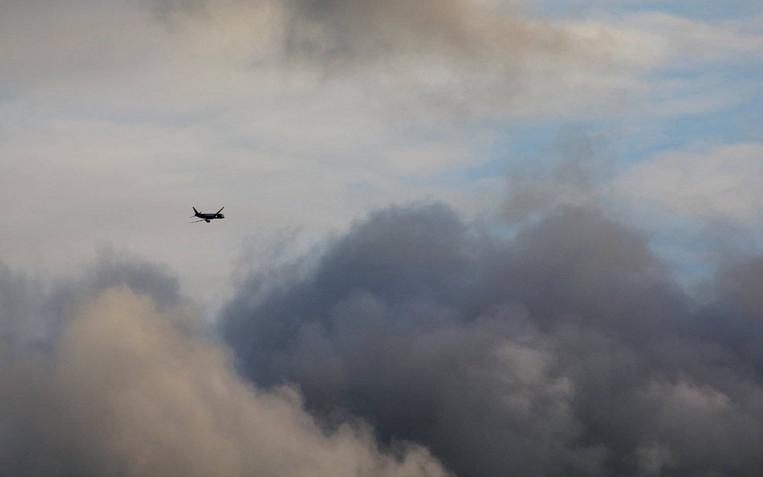 облака небо самолёт, Александр Зорин