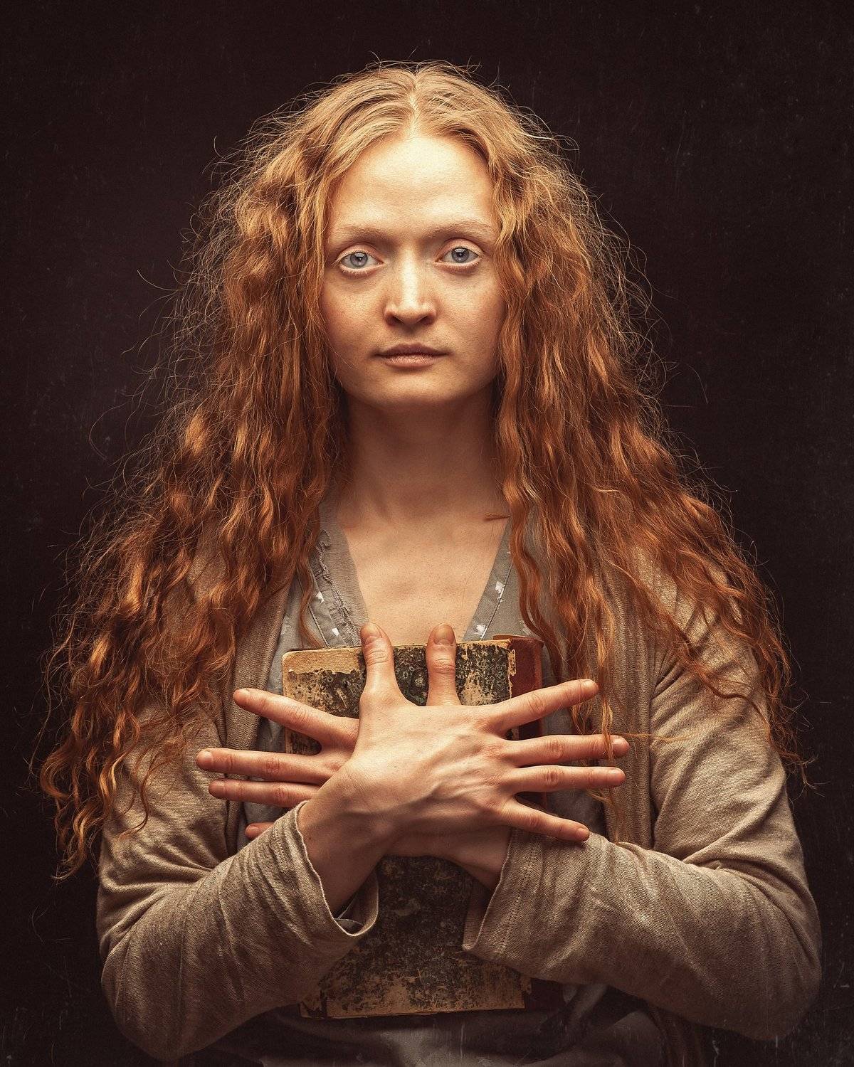 пифия книга портрет рыжий, Шипов Олег