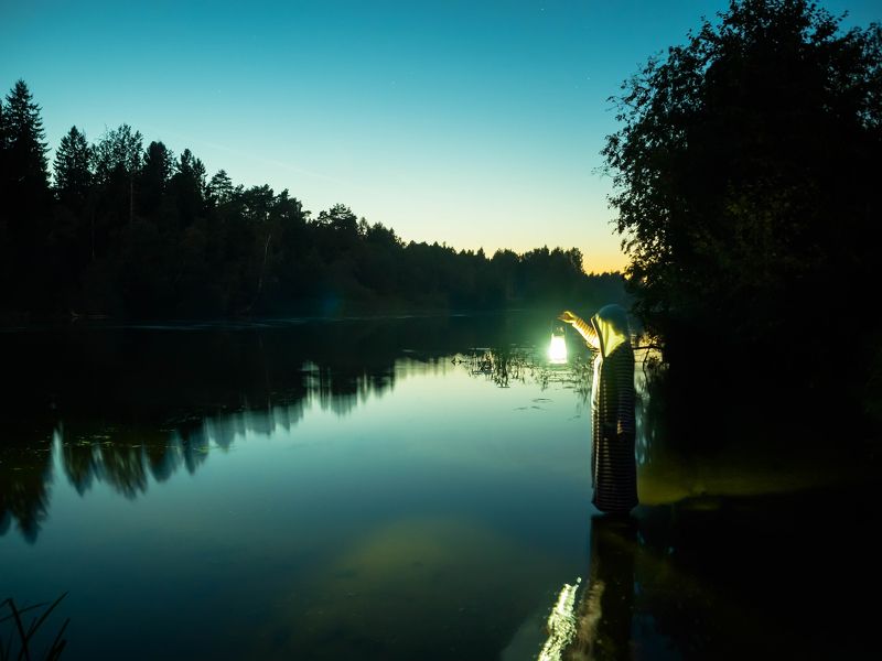 lightpainting lightart longexposure nightphotography light night portrait Where are you, mermaids?! фото превью