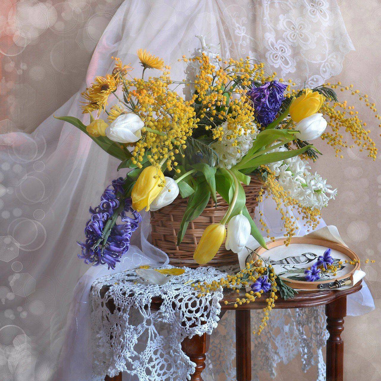 still life,натюрморт,цветы, фото натюрморт, тюльпаны, мимоза, март, закат, гиацинты, весна, Колова Валентина