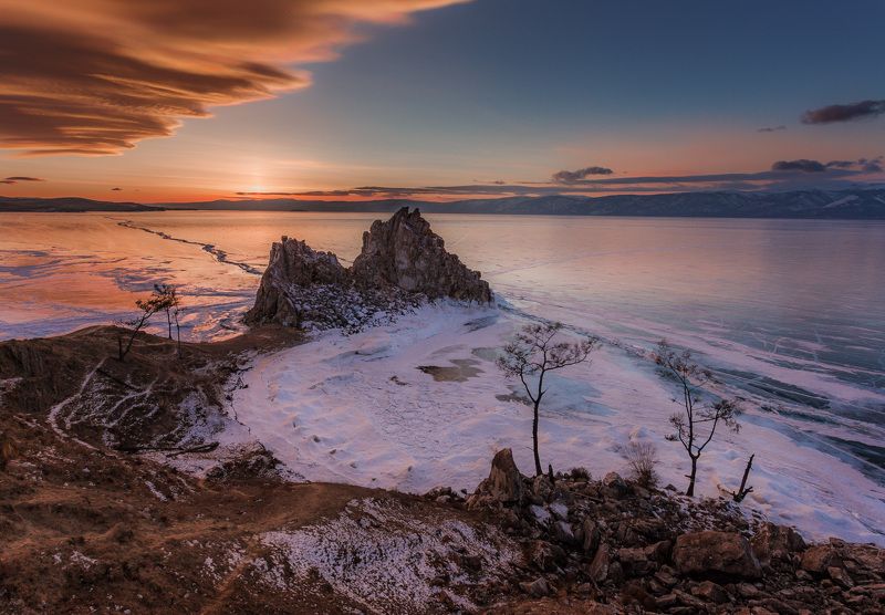 байкал, зима, лед, снег, путешествие, закат, солнце Закат над мысом Бурхан фото превью