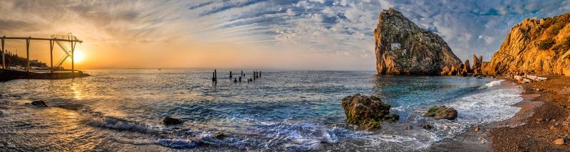 Летним утром на пляже у Дивы фото превью