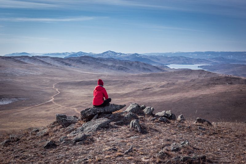байкал, зима, путешествие, человек, пейзаж, горы, озеро, небо Странница фото превью