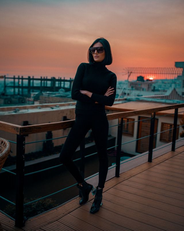 mona фото превью