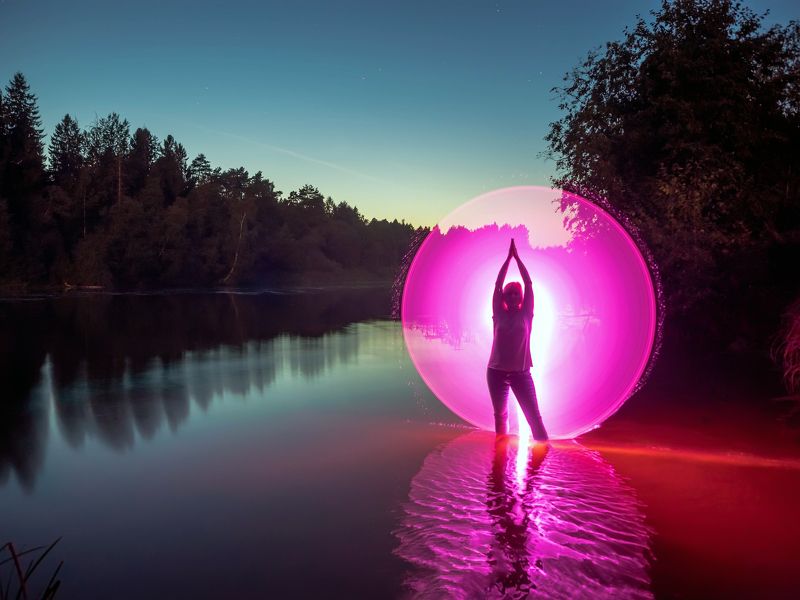 lightpainting, lightart, longexposure, nightphotography, light, night, portrait Yoga in the pink. фото превью