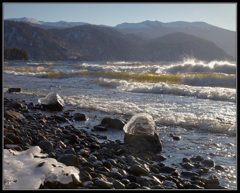 телецкое, озеро Штормит однако... фото превью