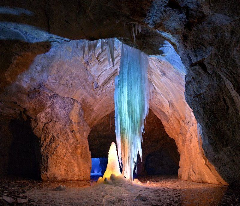 в, рускеальском, провале В Рускеальском провале фото превью