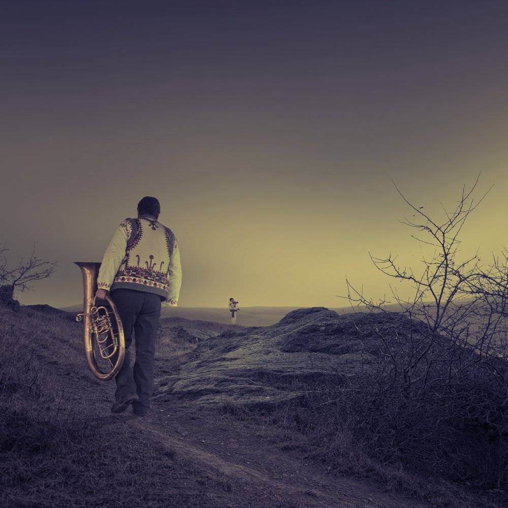 man, musician, walking, singing, alone, high, sky, Caras Ionut