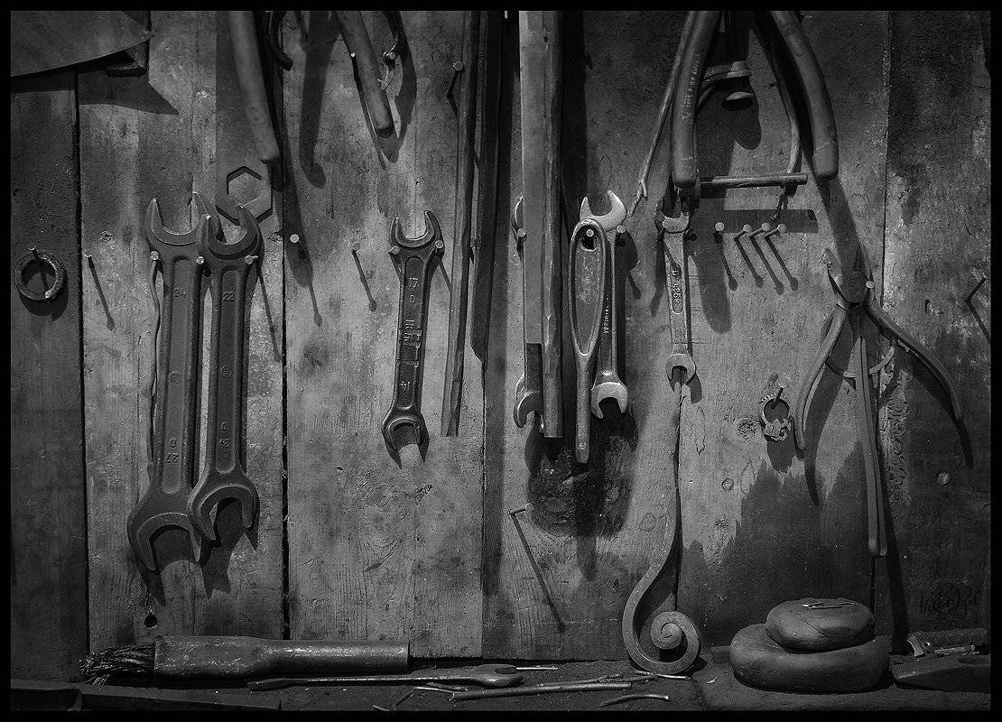 , Виктор Попиль