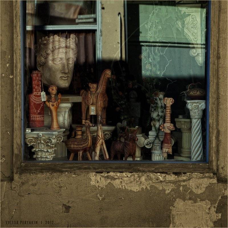 , Виктор Перякин