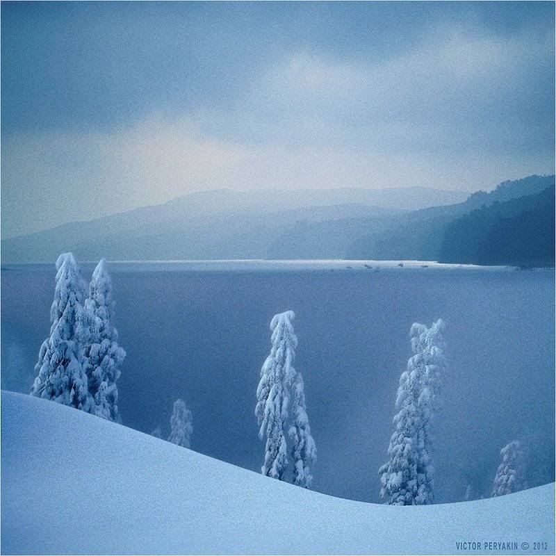 , Виктор Перякин