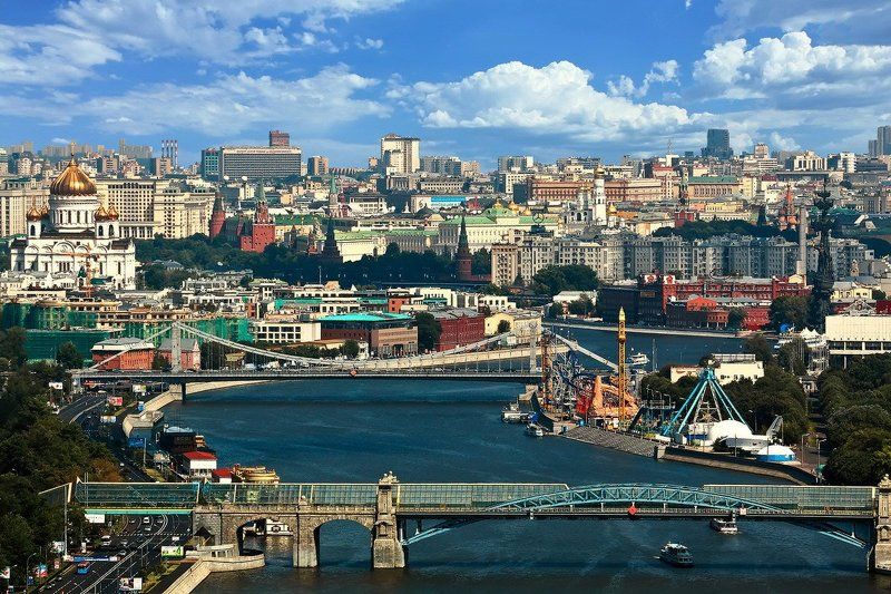 Москва... как много в этом звуке для сердца русского слилось! Как много в нем отозвалось! фото превью