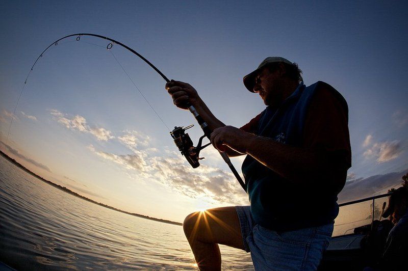 Рыбак фото превью