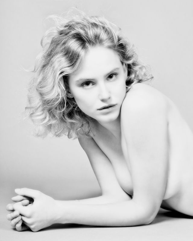 simone zeffiro fineart portrait black and white model girl olivia fashion nude sexy woman Olivia фото превью