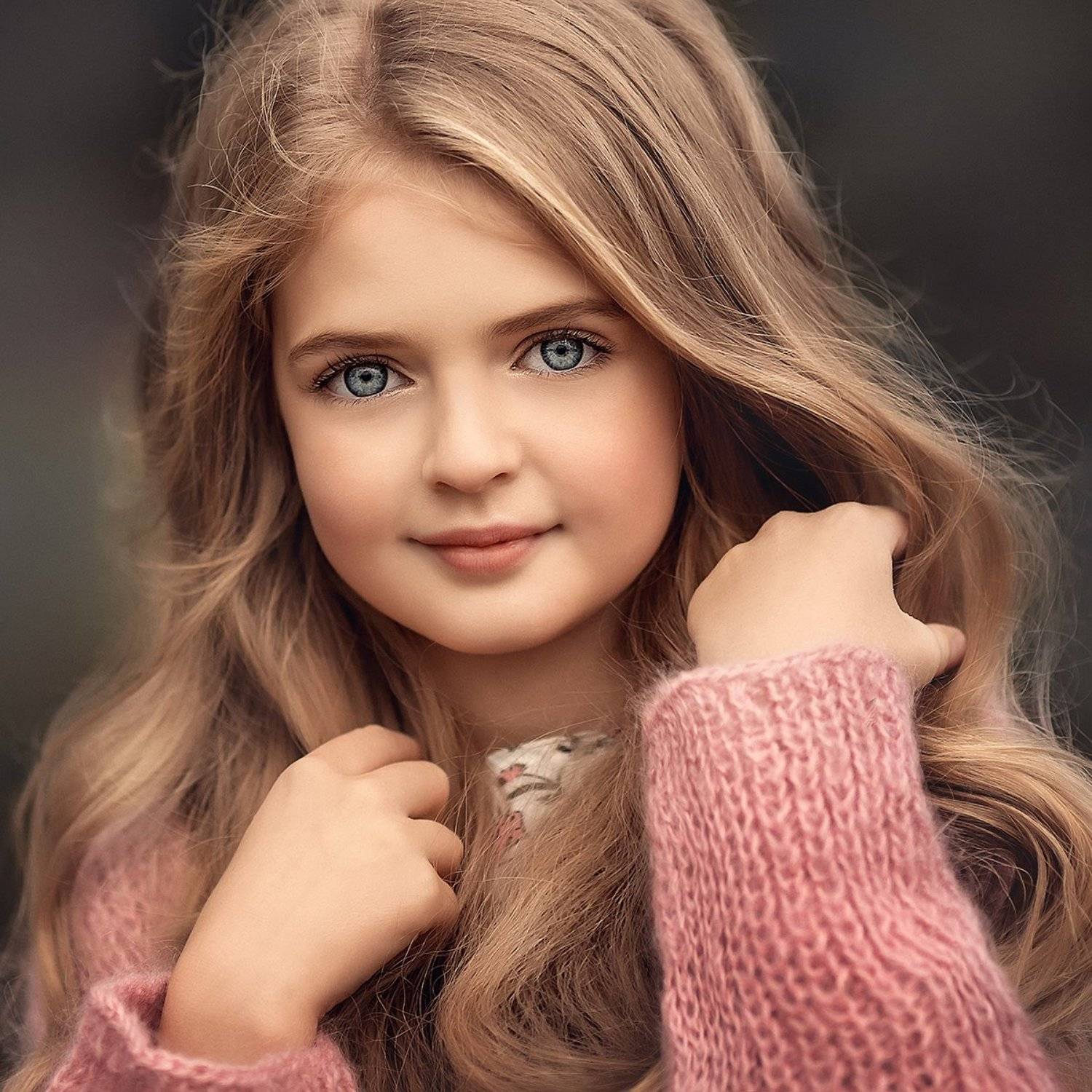 , Елена Михайлова